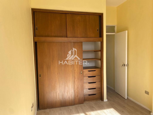 Departamento En Venta De 2 Dorm. En Los Angeles