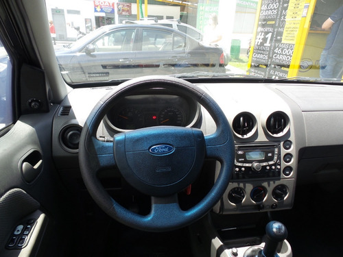 Ford Ecospor 4x4 Mt