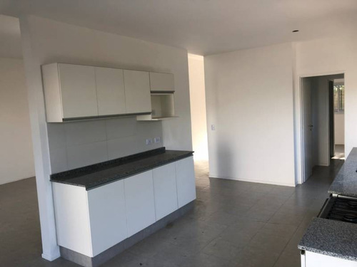 Imagen 7 de 15 de Casa En Alquiler Ubicado En La Comarca, Tigre, G.b.a. Zona Norte