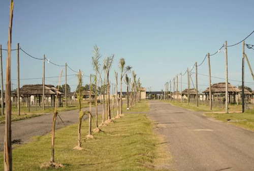 Dos Terrenos Barrio Cerrado Don Luis Gral.rodriguez