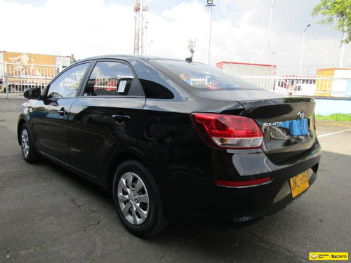 Kia Soluto 1400
