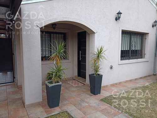 Imagen 2 de 25 de Casa - Adrogue