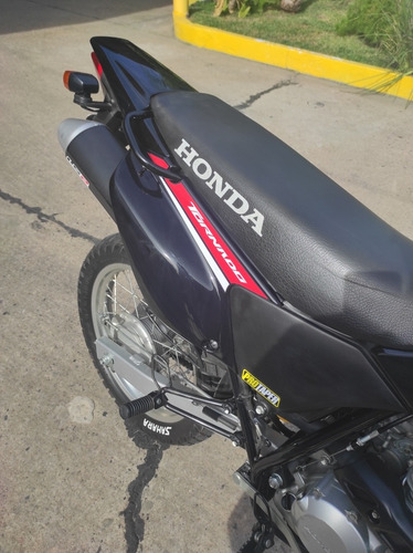Imagen 6 de 8 de Honda Tornado 250