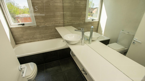 Venta Casa 3 Dormitorios Con Jardín Y Pileta Privada Abra Funes