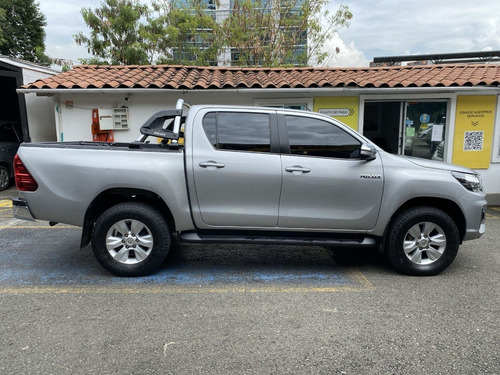 Imagen 8 de 21 de Toyota Hilux Modelo 2018