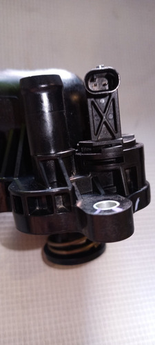 Toma De Agua Con Termostato Durango,cherokee,ram 1500 3.6l (Usado)