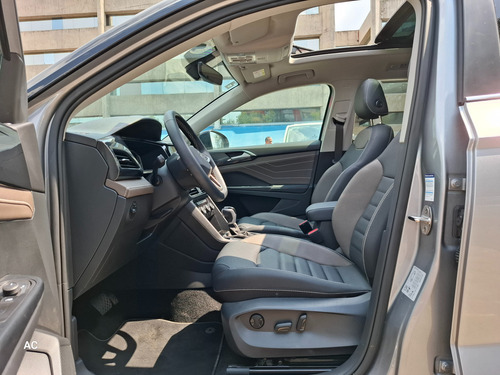 Volkswagen Taos 1.4 Tsi Highline At