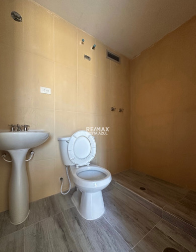 Descubre Tu Nuevo Hogar Soñado En El Exclusivo Conjunto Cartago De Tucacas: Apartamento A Estrenar Con Acabados De Primera, Planta Total.