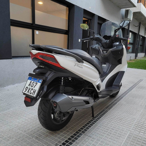 Imagen 7 de 15 de Scooter Kymco X Town 250i