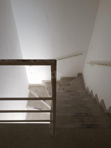 Imagem 16 de 27 de Casa, 5 Quartos Qrts Para Para Aluguel, Com 283,68 M², No Santa Lúcia,vitória. - 933