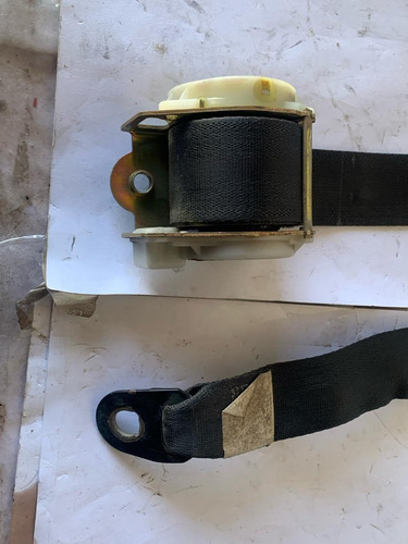 Cinturon De Seguridad Delantero Izquierdo Chevy 1998-2002 (Usado)