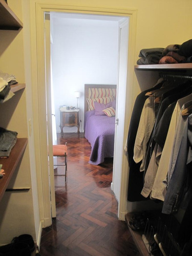 ¡3 Dormitorios, Con 150 M2 Cubiertos, Balcón, Cercano A Cancillería!