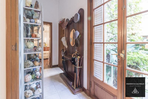 Imagen 22 de 30 de Casa Estilo Frances Con Jardin En Zona De Embajadas