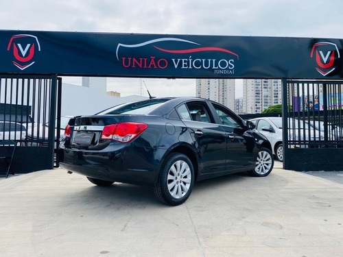 Imagem 6 de 10 de Chevrolet Cruze