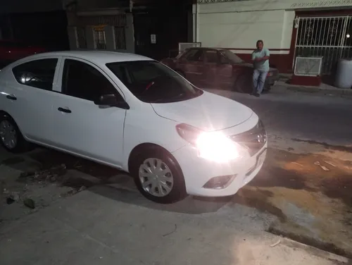 Nissan Versa 1.6 Drive Mt