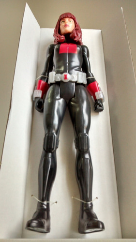 Muñeca Viuda Negra - Avengers Marvel Titan Hero Series B6661