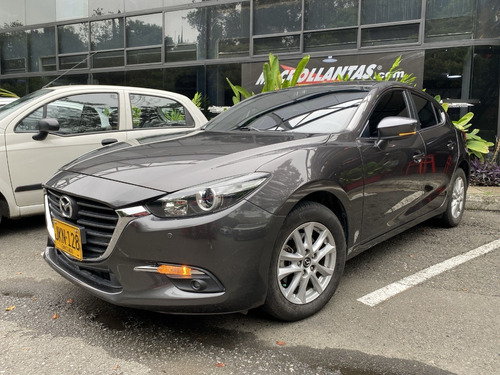 Mazda 3 2.0 Sport Touring Hatch Back