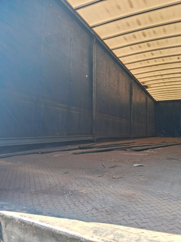 Sider Randon 3 Eixos 28 Pallets Ano 2001
