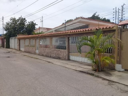 Imagen 26 de 30 de Casas En Venta En Zona Oeste Barquisimeto , Lara #22-5990 Agente Inmobiliario Romer Gonzalez 04147086673