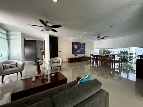 Casa En Venta En Cholul De Una Planta.