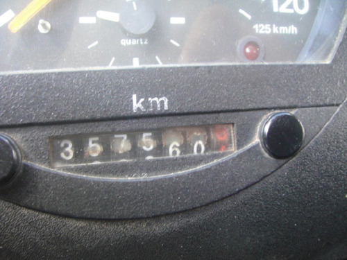 Mb 710 Ano 2011 Bau De 5,50 Compr. X 2.50 Al. X 2.30 Larg.