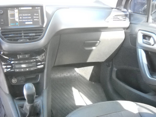 Peugeot 208 Feline 2014 1,6 Pack Cuero Gris