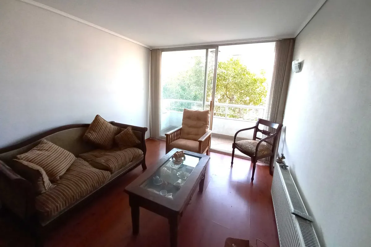 Imagen 3 de 24 de Amplio Departamento En Macul! (127000)