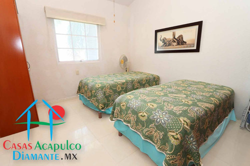 Cad Diamante Lakes Rubí 322. Terraza Con Sombra Y Vista A Las Áreas Comunes