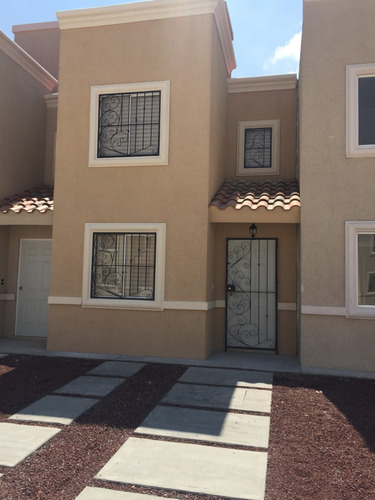 Casa En Venta En Fraccionamiento Los Viñedos Residenciales Pachuca Hidalgo