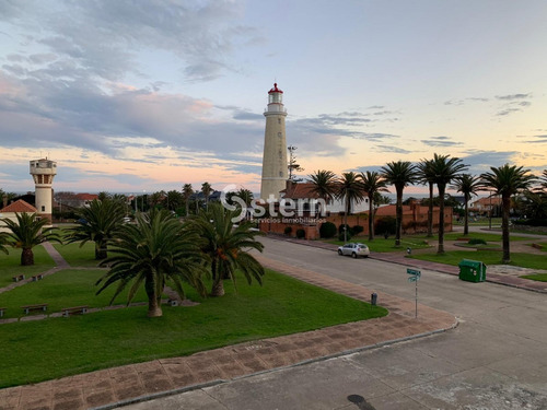 Imagen 5 de 26 de Venta Apartamento 2 Dormitorios Y Medio, Peninsula, Punta Del Este