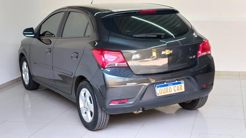 Imagem 3 de 5 de Chevrolet Onix 1.4 Mpfi Lt 8v Flex 4p Manual