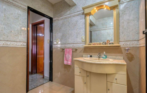Imagen 20 de 30 de Casa Venta 2 Dormitorios ,2 Baños Y Pileta - Lote 10 X 40-150 Mts 2 Cubiertos- Los Hornos