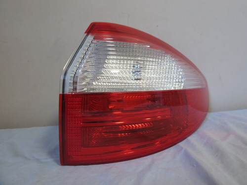 14 15 16 17 Ford Fiesta Sedan Qtr Mtd Tail Light Assembl Ccp