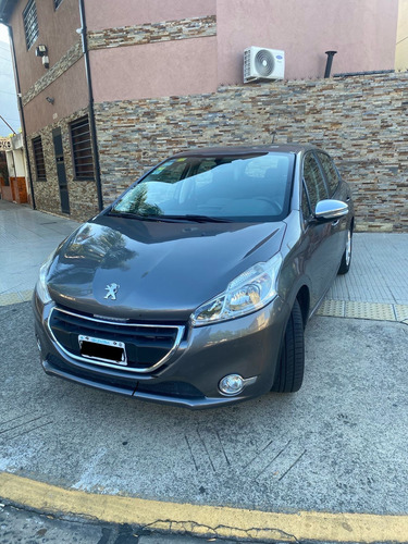 Peugeot 208 1.5 Allure Touchscreen
