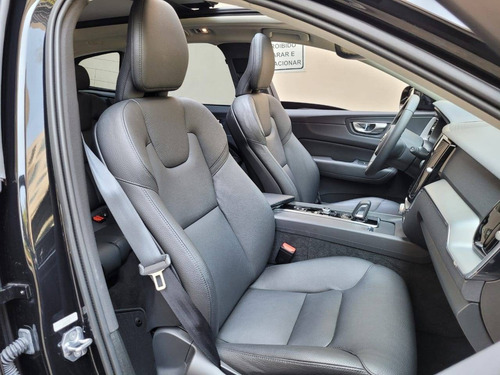 Imagem 14 de 15 de Volvo Xc60 2.0 T8 Hybrid Momentum Awd Geartronic