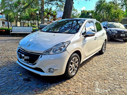 Peugeot 208 Allure 1.5 Touchscreen 60.000km 2015 Fcio T/usad