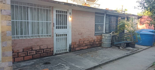 Se Vende Casa En Prados De La Encrucijada, Cagua - Aragua