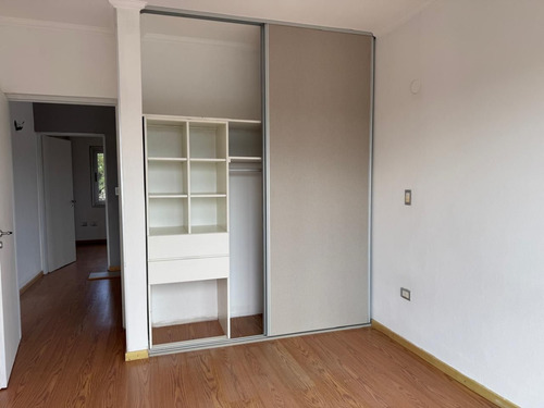 Venta Casa Cuatro Dormitorios Con Patio En Barrio Cerrado Lomas Del Rey Mayu Sumaj