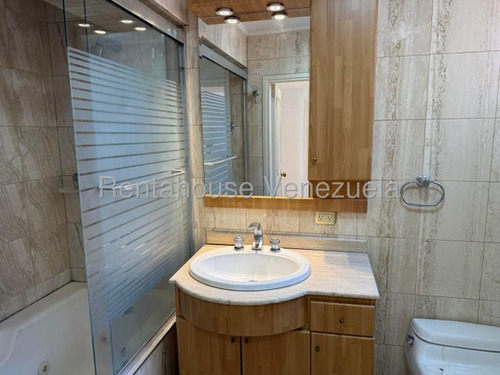 Venta De Apartamento En Prados Del Este. Mls 25-18966. Ycl.