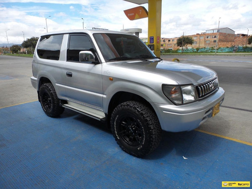 Imagen 3 de 25 de Toyota Prado Sumo