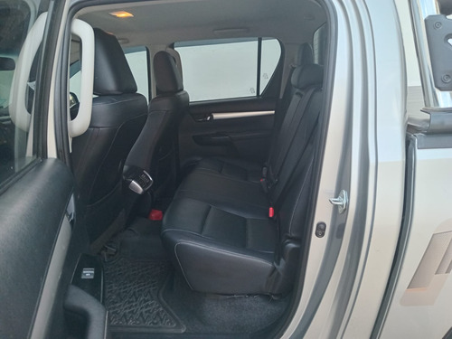 Toyota Hilux Pick-Up 2.8 Cd Srx 177cv 4x4