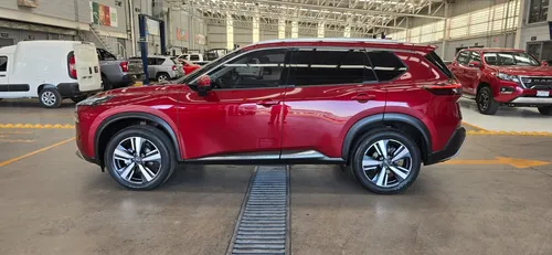 Nissan X-Trail 2.5 Platinum 2 Row Cvt