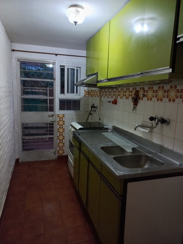 Departamento En Venta Planta Baja 2 Amb. Con Patio Ubicado En San Justo