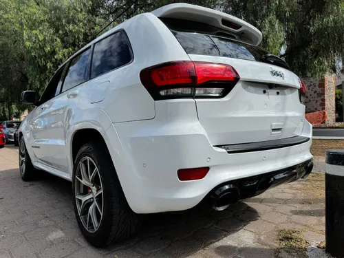Jeep Grand Cherokee 6.4 Srt-8 At