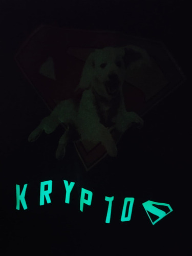 Playeras De Krypto Perro De Superman Florecente