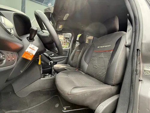 Renault Stepway 1.6 Intense Automática