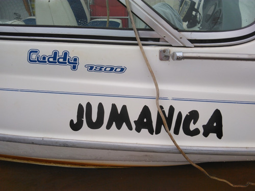 Lancha Cuddy 1800
