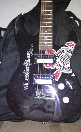Imagem 3 de 10 de Guitarra Elétrica Corinthians Oficial Waldman