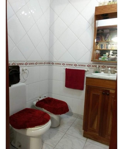 Imagen 13 de 27 de Casa 6 Ambientes En Caseros, Tres De Febrero