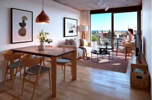 Venta Apartamento Un Dormitorio Con Patio  En Cordón